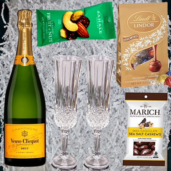 Veuve Clicqot Brut Champaign Gift Pack